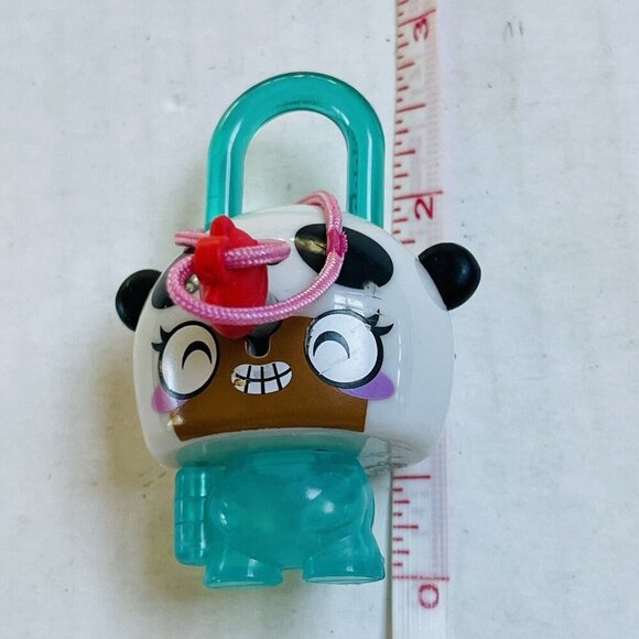 Lock Stars Monster Figures Keychain 2017 Key Lock Hasbro Kids Toy - Picture 5 of 5